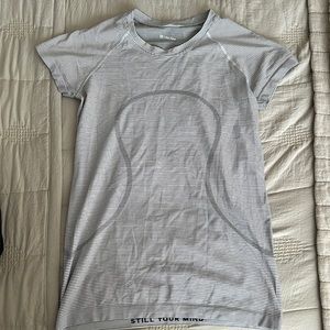 Lululemon Swiftly Tech tee